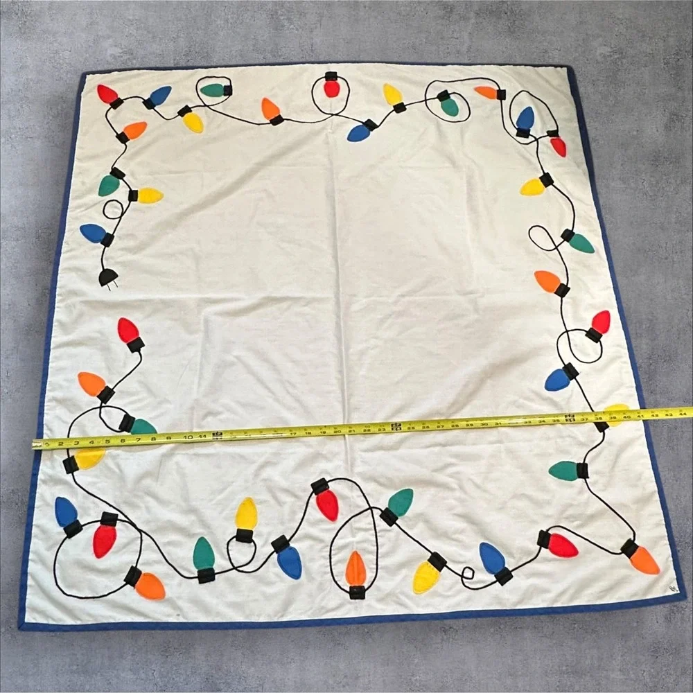 Handmade Christmas Tablecloth Fabric Applique‎ Lights Signed Dated 1991 43x41
